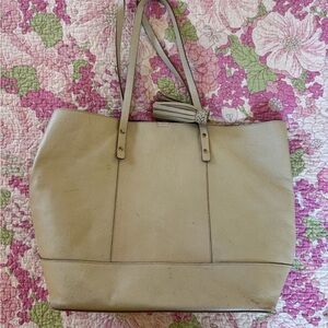 Cole Hann Light Gold Leather Tote bag